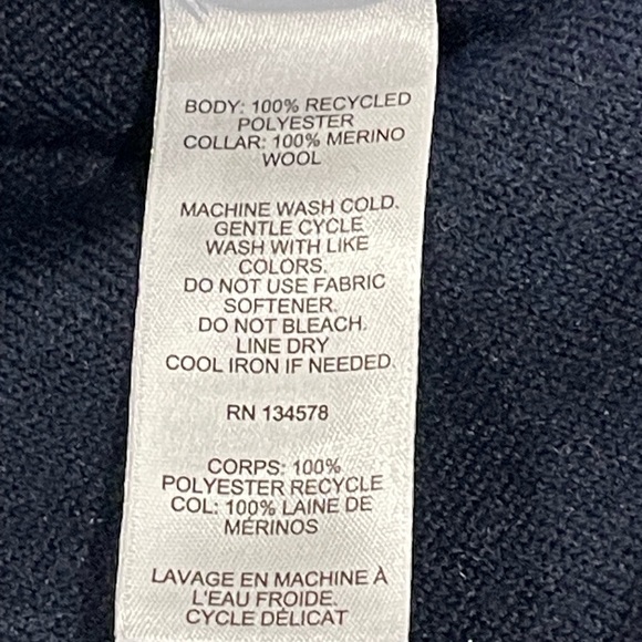 Vineyard Vines | NWT | Color Block Super Shep 1/4 Zip | XS (runs large) - Picture 6 of 9